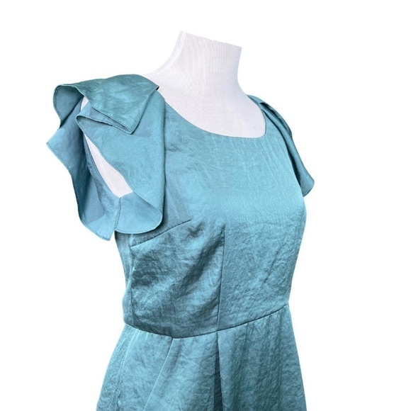 Ann Taylor LOFT Flutter Short Sleeve Dress - Picture 2 of 3